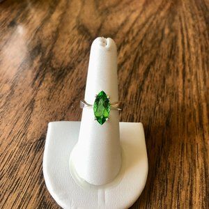 Vintage Green Apple Marquise Cut Sterling Silver Cocktail Ring Size 6